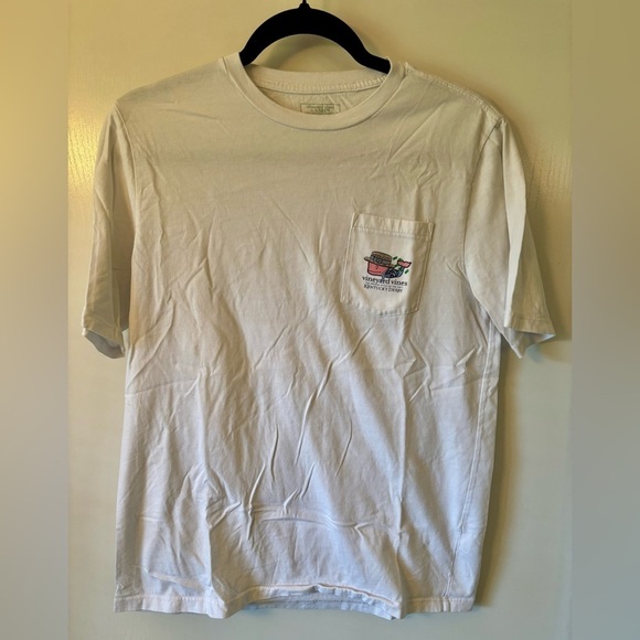 Vineyard Vines Other - Vineyard Vines Boy’s Kentucky Derby 2019, Derby hat, T-shirt Size XL